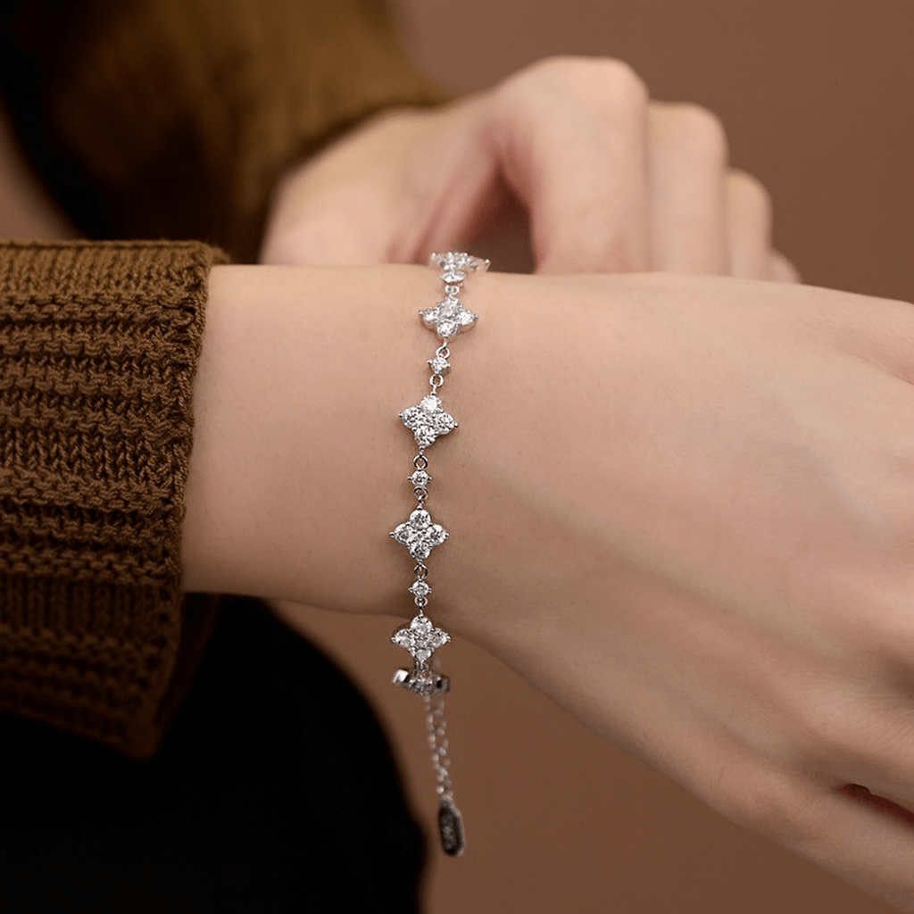 Clover Sparkle Bracelet