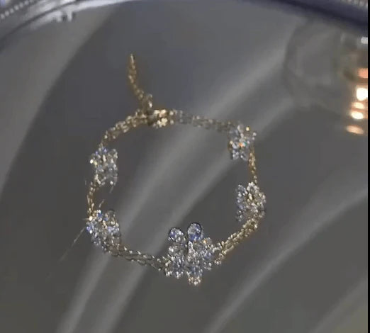 Floral Sparkle Bracelet